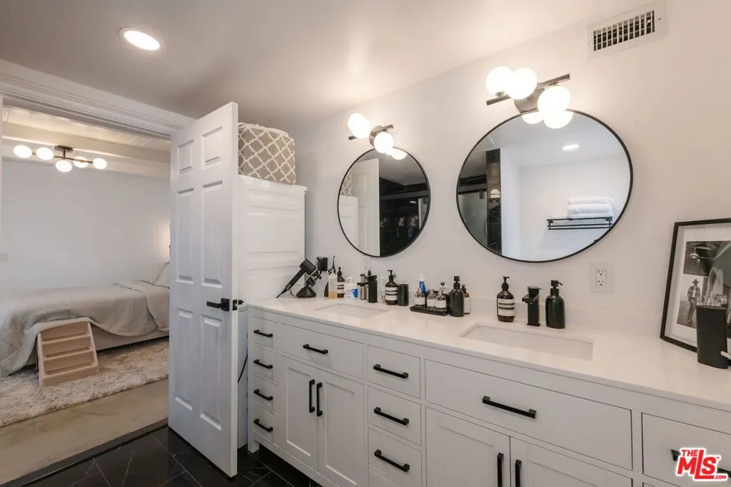 3011 Clune Avenue, Venice, California 90291 home-pic-44